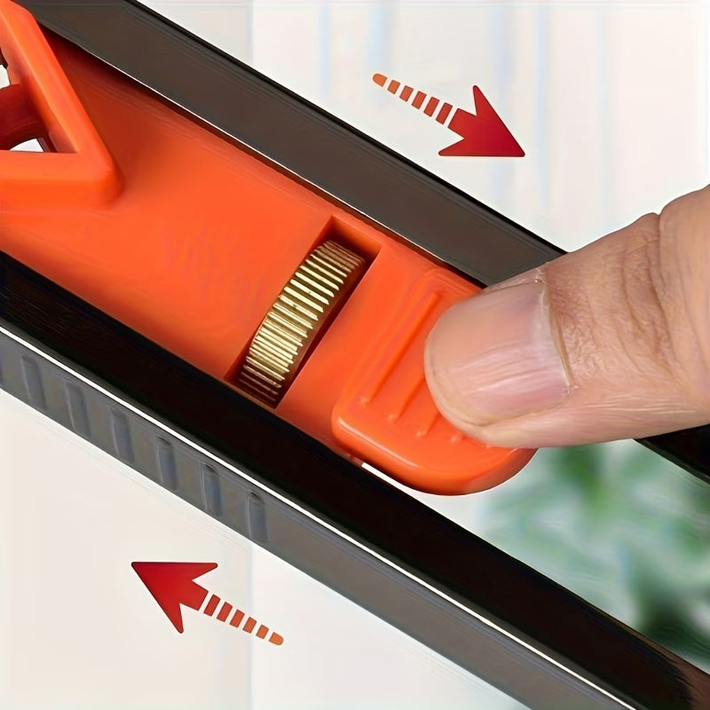 Sada měřících nástrojů a obrysových měřidel pro obrábění dřeva